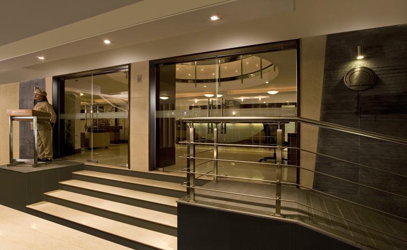 Kapila Business Hotel Pune Extérieur photo